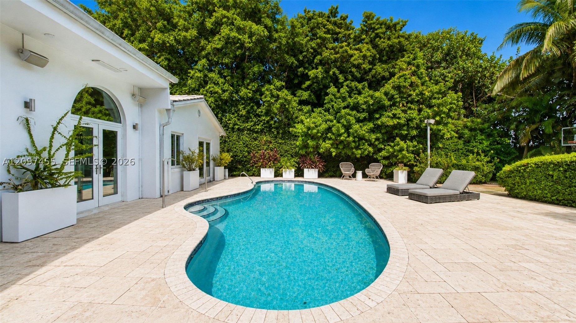 530 Sabal Palm Rd, Miami FL 33137