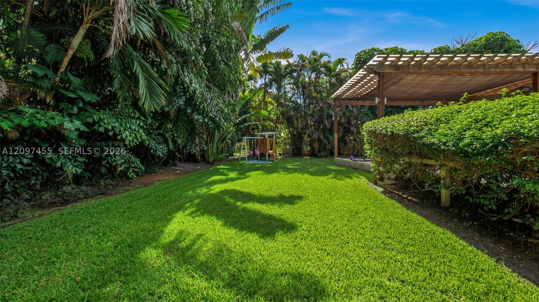 530 Sabal Palm Rd, Miami FL 33137