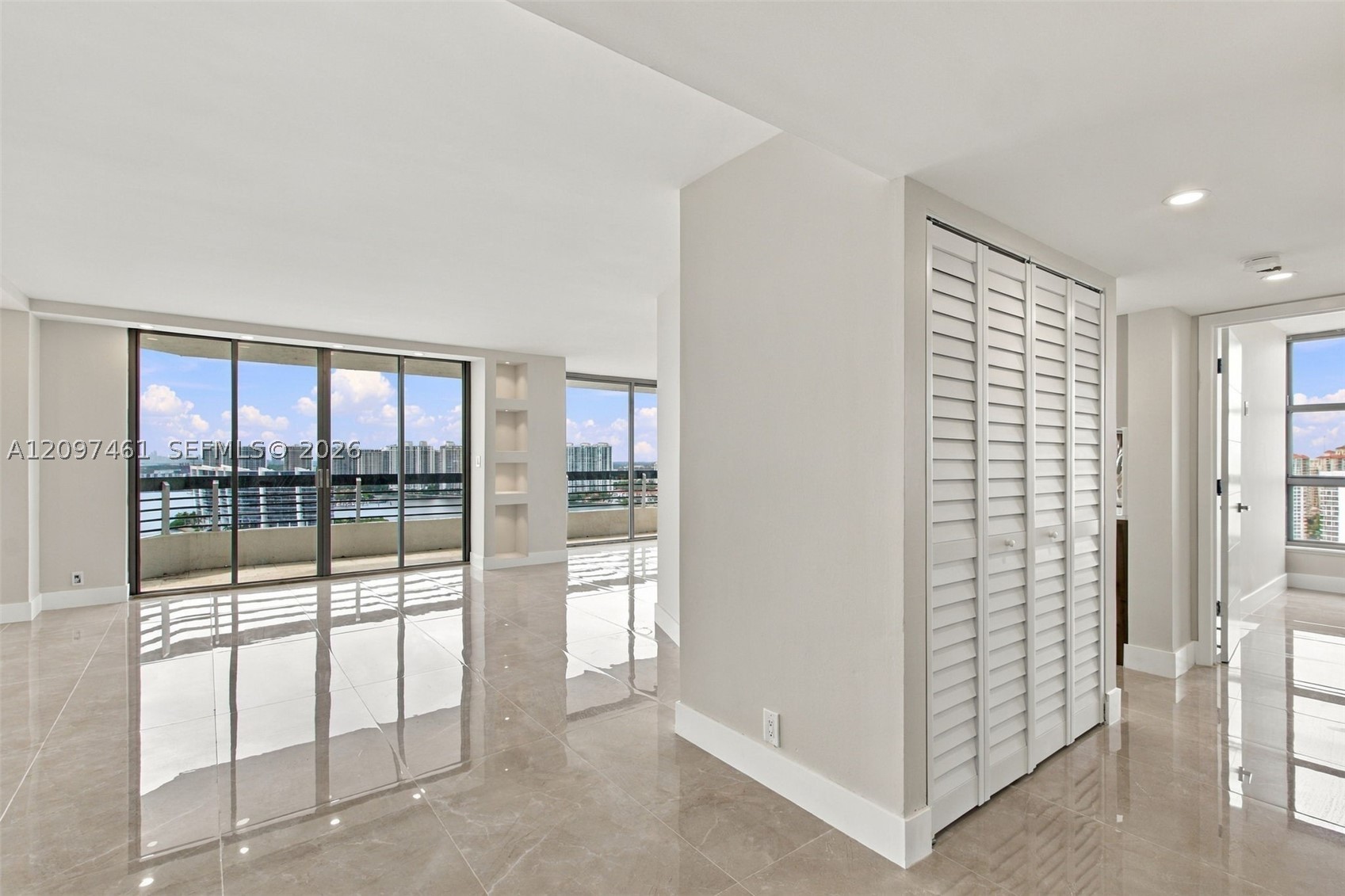 19101 NE 36th Ct #2705, Aventura FL 33180