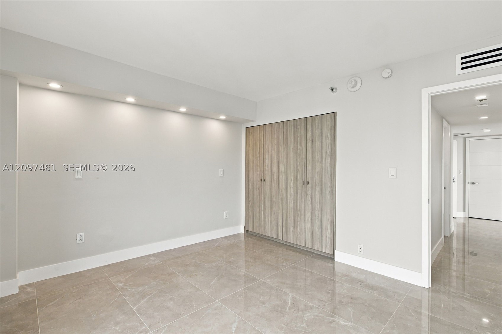 19101 NE 36th Ct #2705, Aventura FL 33180