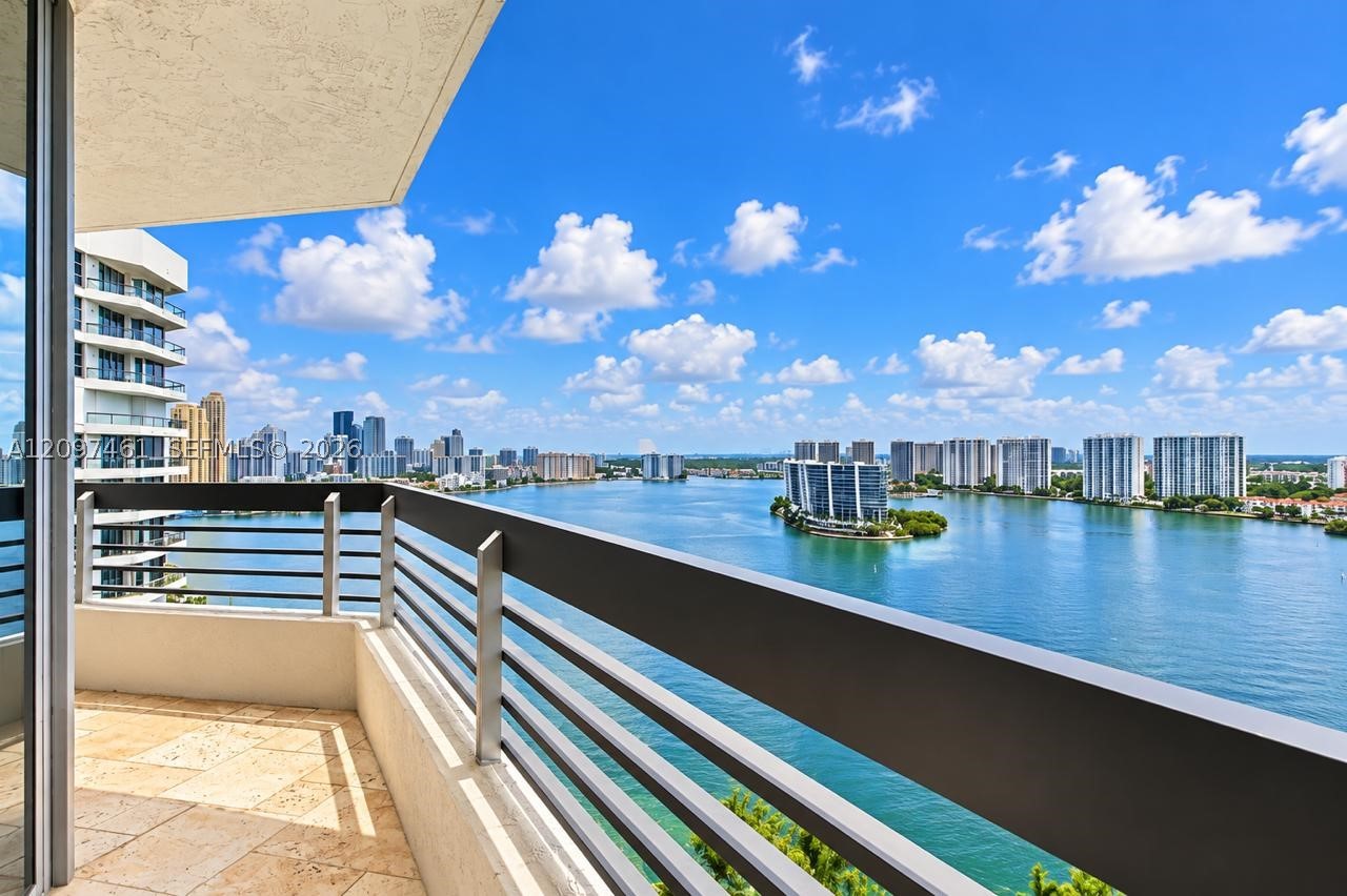 19101 NE 36th Ct #2705, Aventura FL 33180