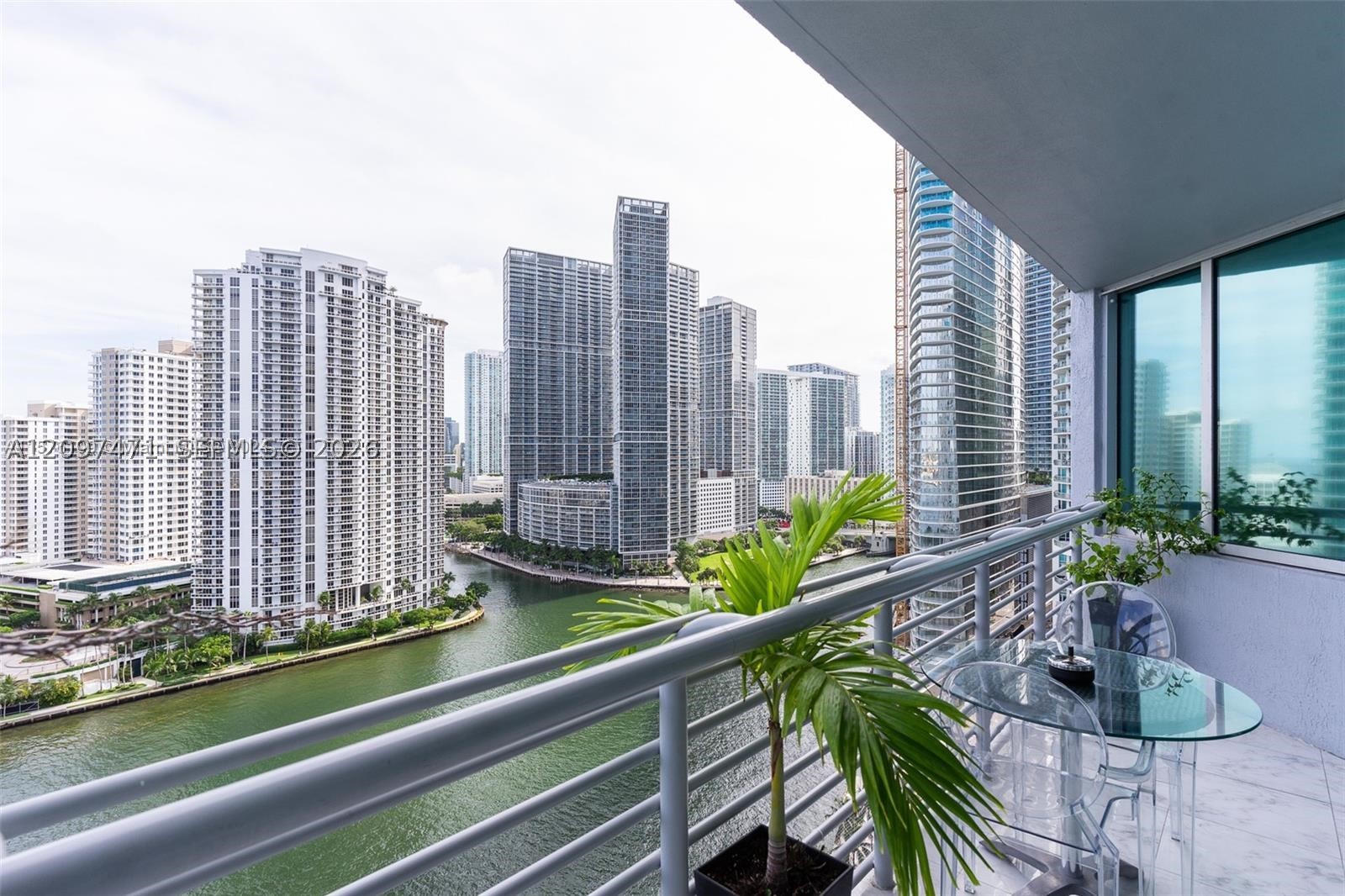 325 S Biscayne Blvd #2221, Miami FL 33131