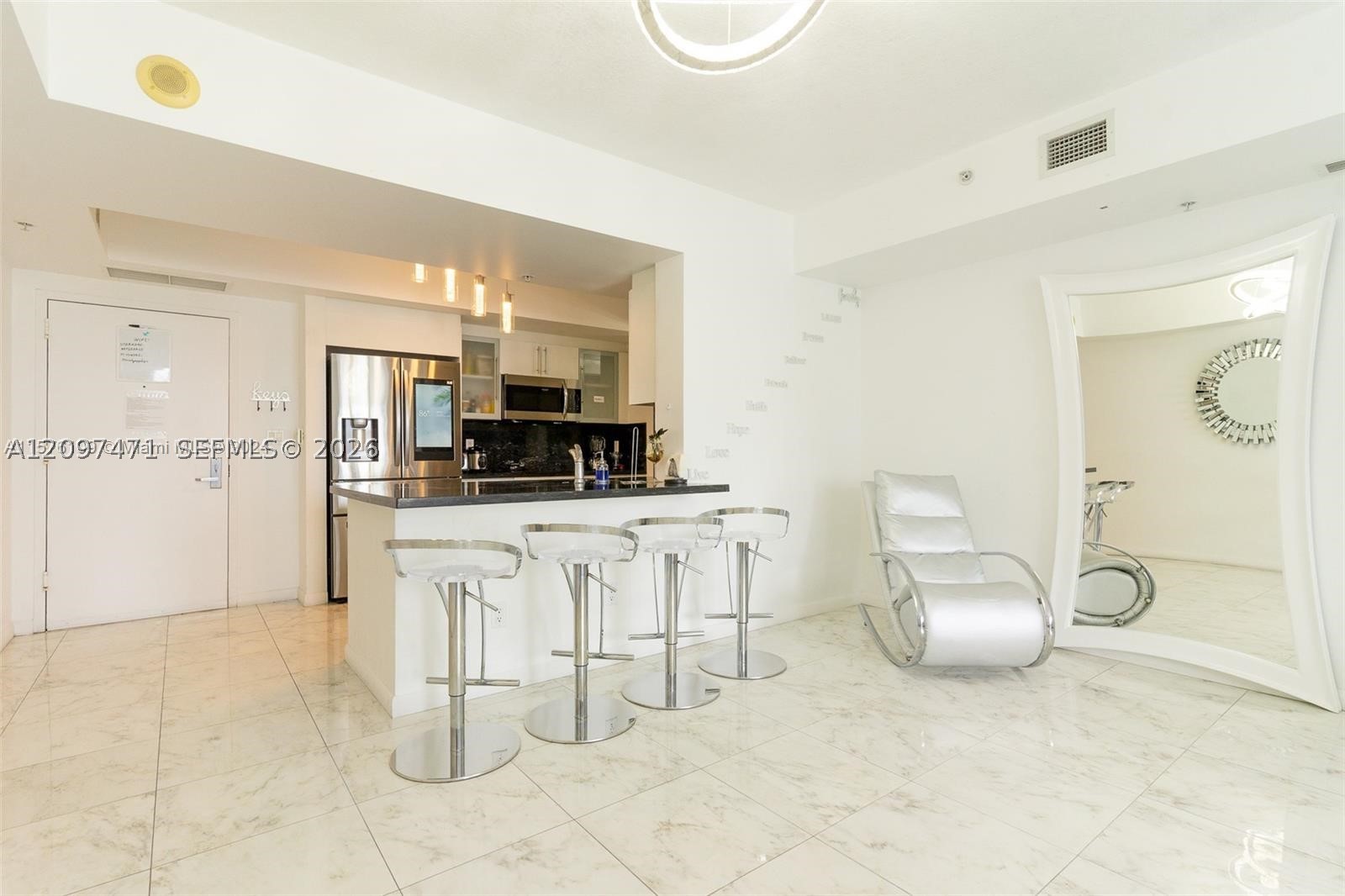 325 S Biscayne Blvd #2221, Miami FL 33131