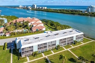 100 Waterway Rd #A306, Tequesta FL 33469