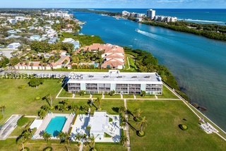 100 Waterway Rd #A306, Tequesta FL 33469