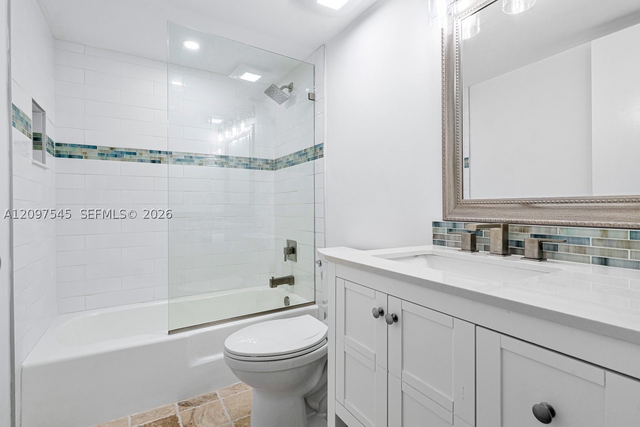 100 Waterway Rd #A306, Tequesta FL 33469