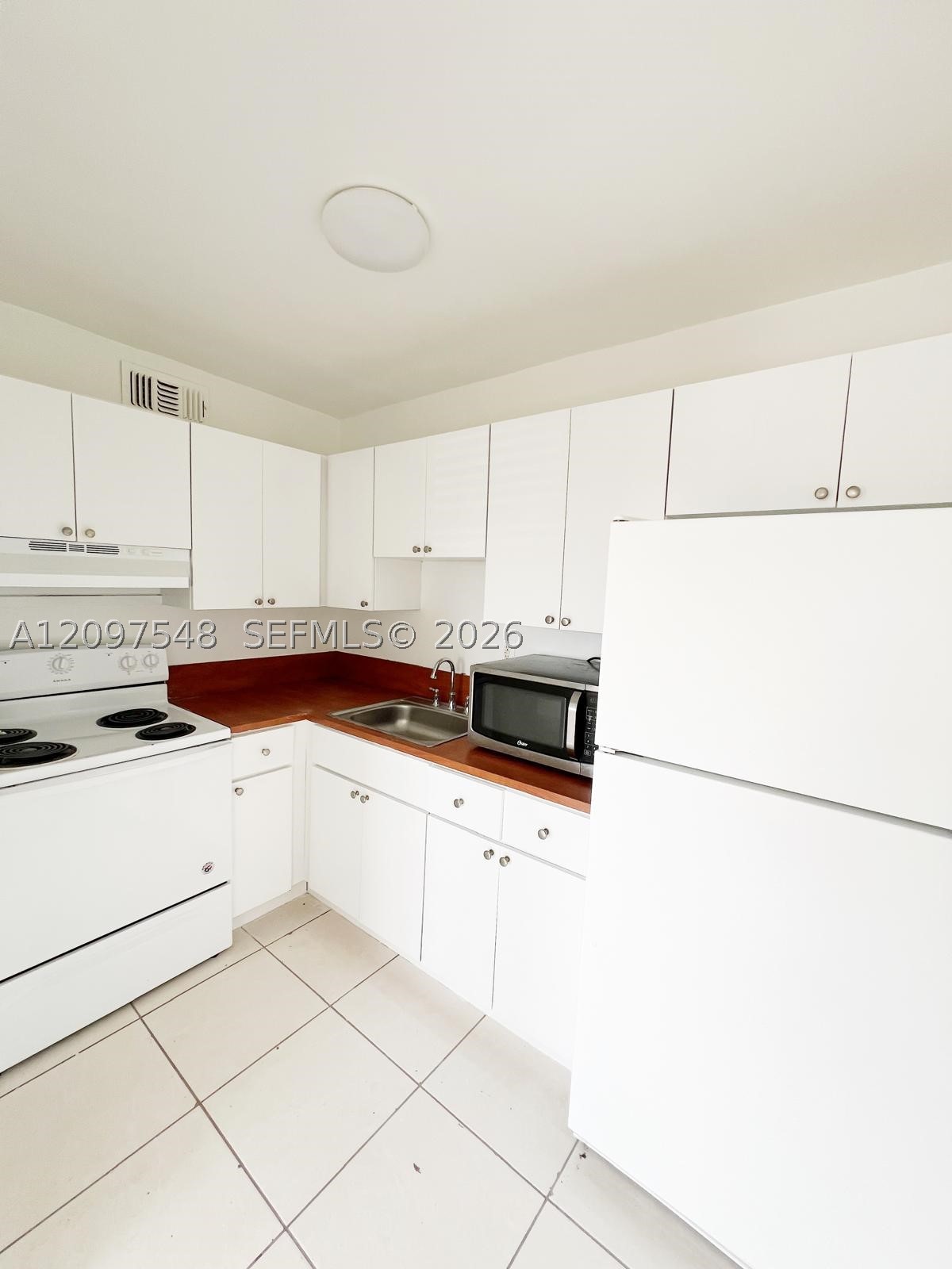 11195 SW 1st St #217, Sweetwater FL 33174