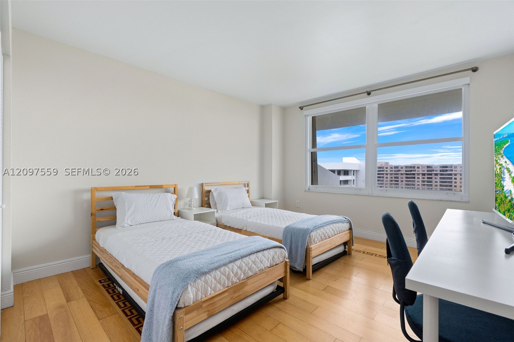 155 Ocean Lane Dr #1215, Key Biscayne FL 33149