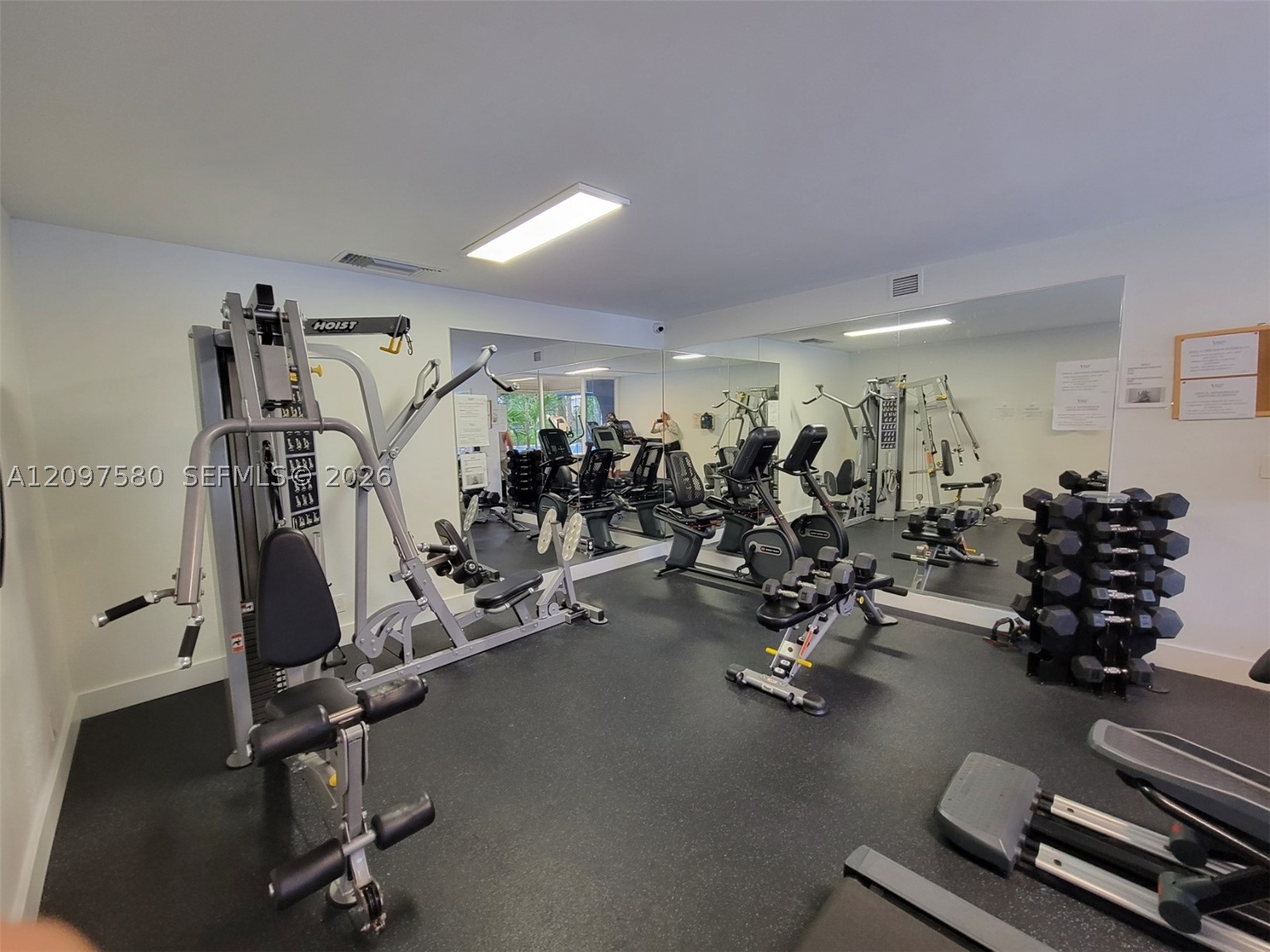 4550 NW 9th St #902E, Miami FL 33126