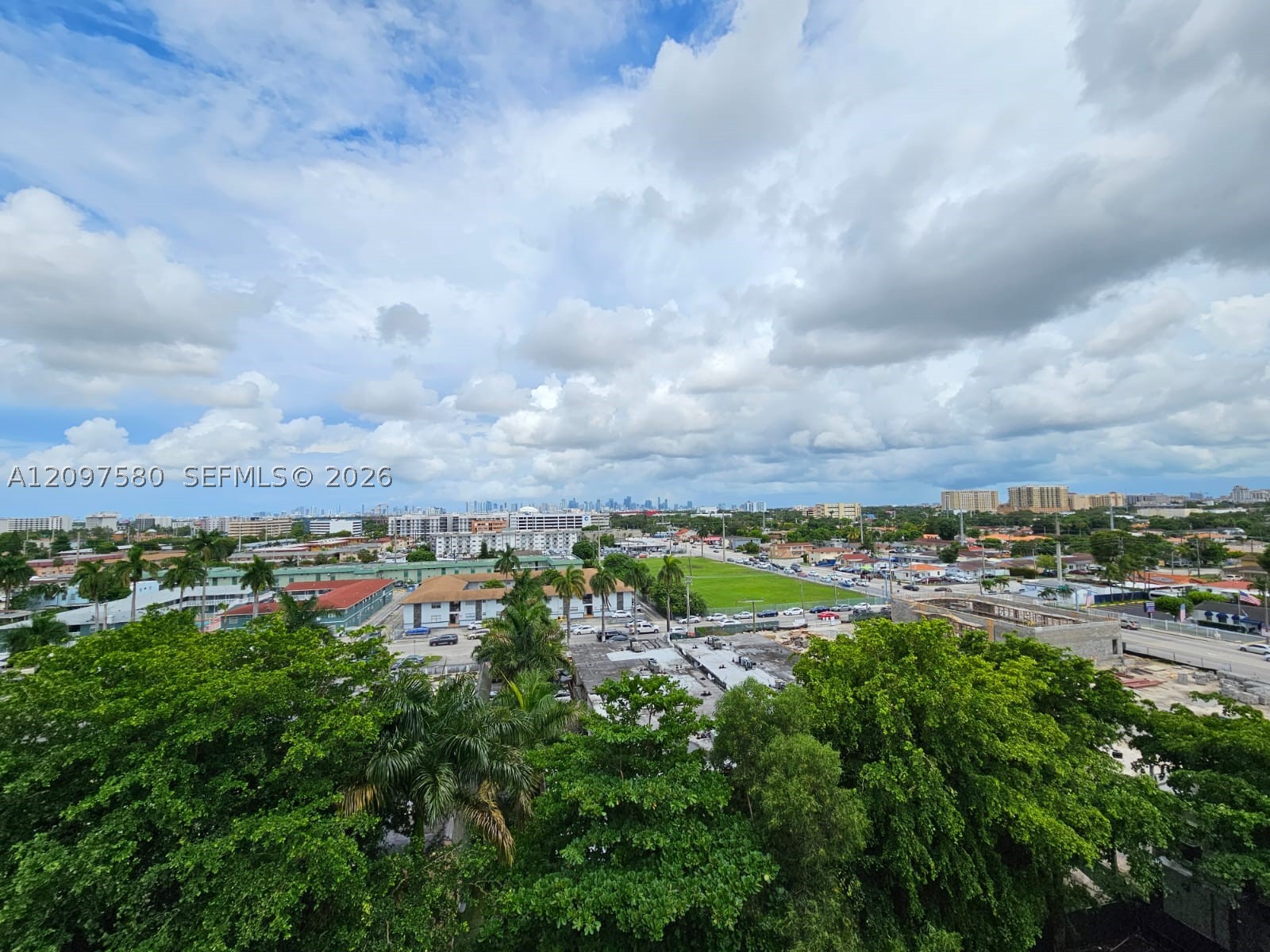 4550 NW 9th St #902E, Miami FL 33126