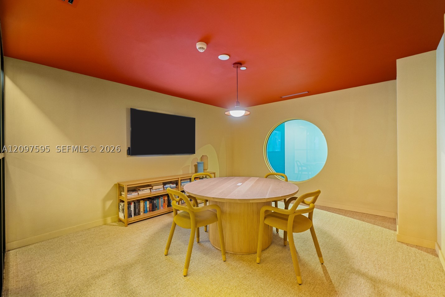 90 NE 32nd #527, Miami FL 33137