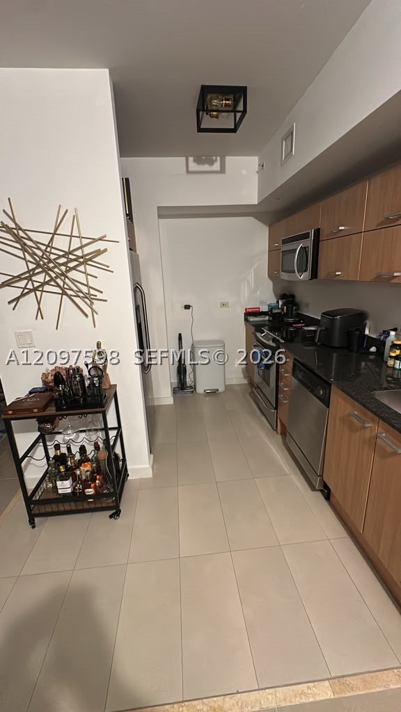 350 S Miami Ave #1115, Miami FL 33130