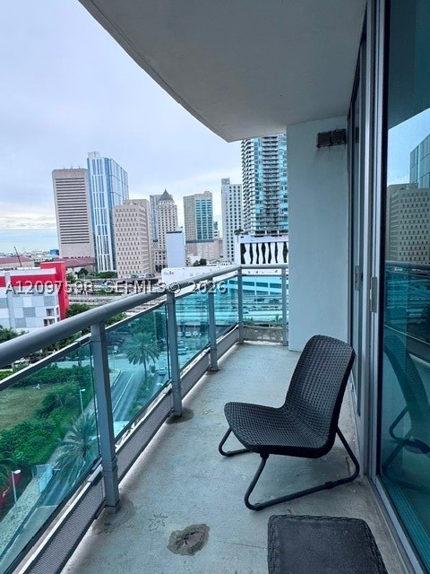 350 S Miami Ave #1115, Miami FL 33130