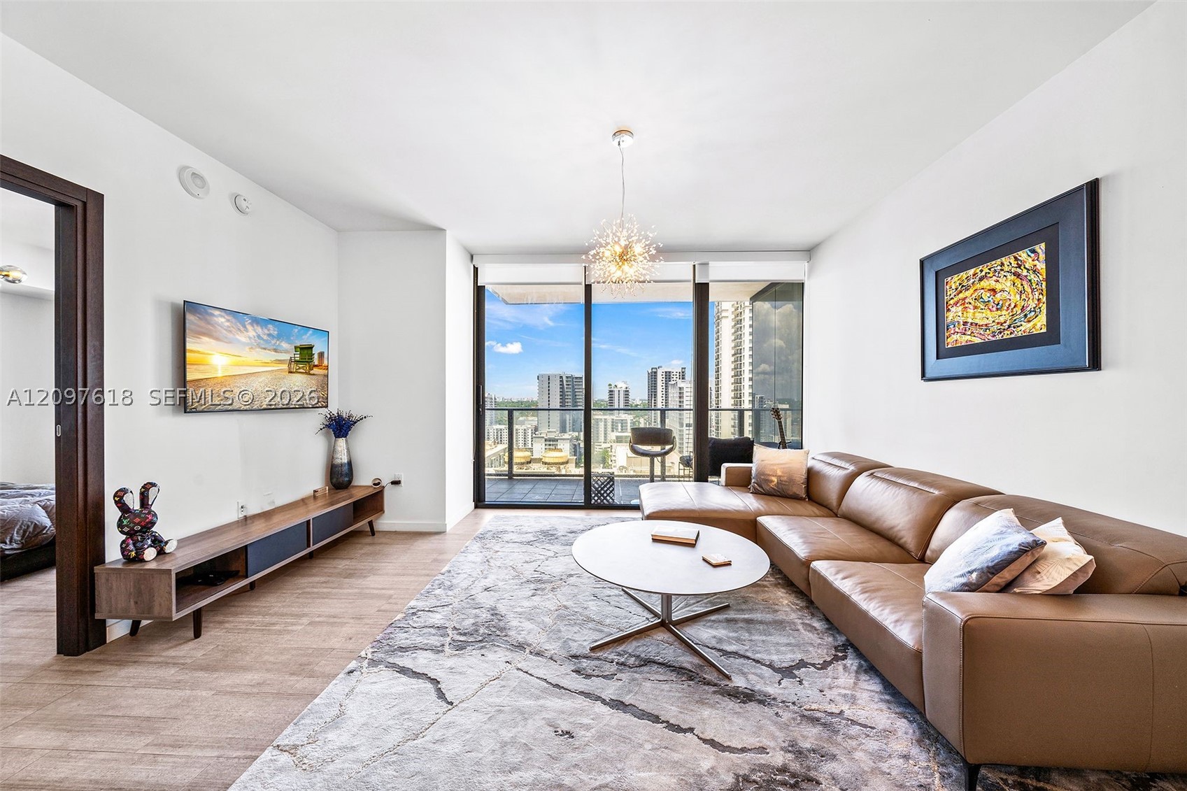 1000 Brickell Plz #2111, Miami FL 33131