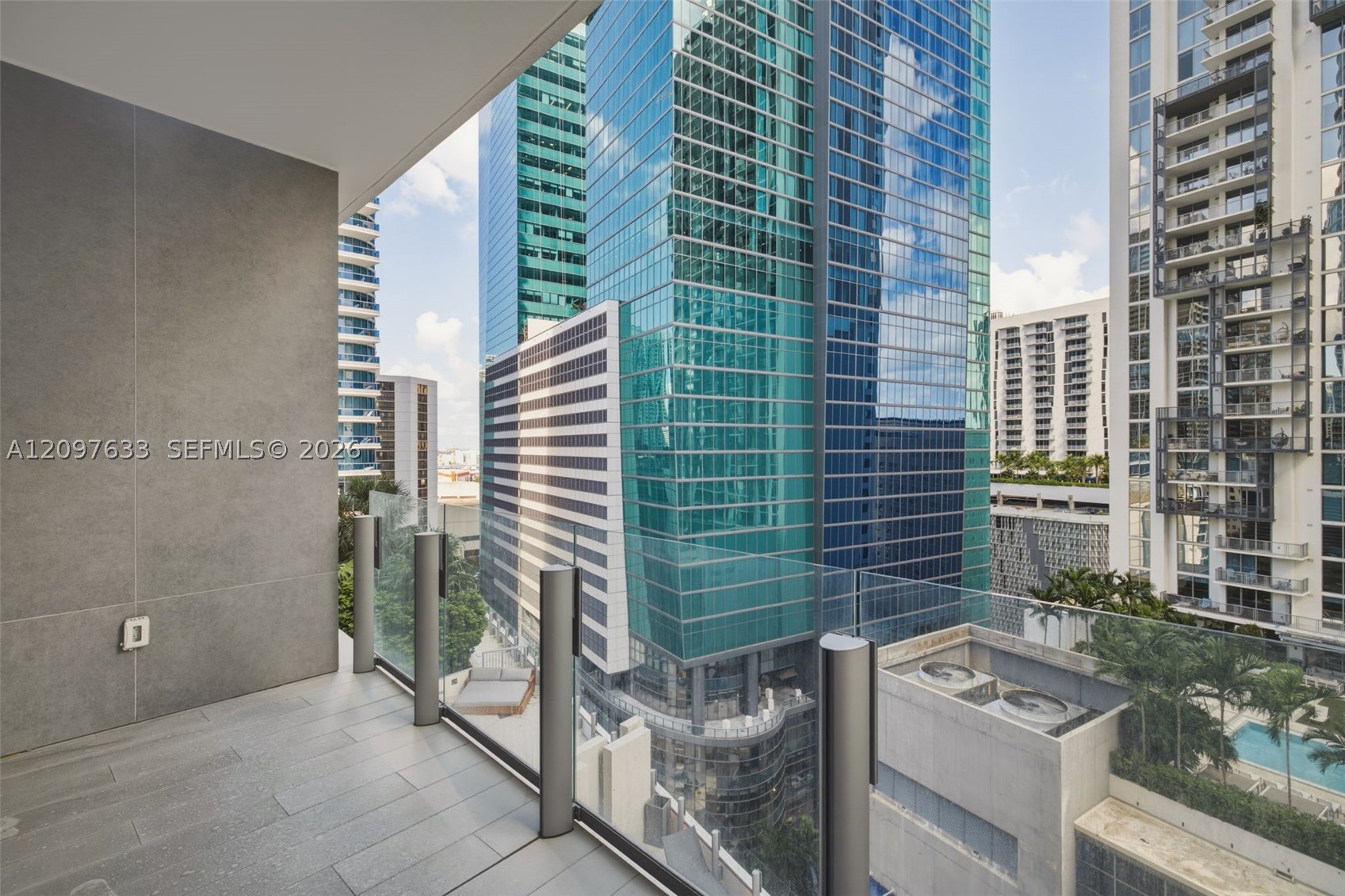 300 Biscayne Boulevard Way #1709W, Miami FL 33131