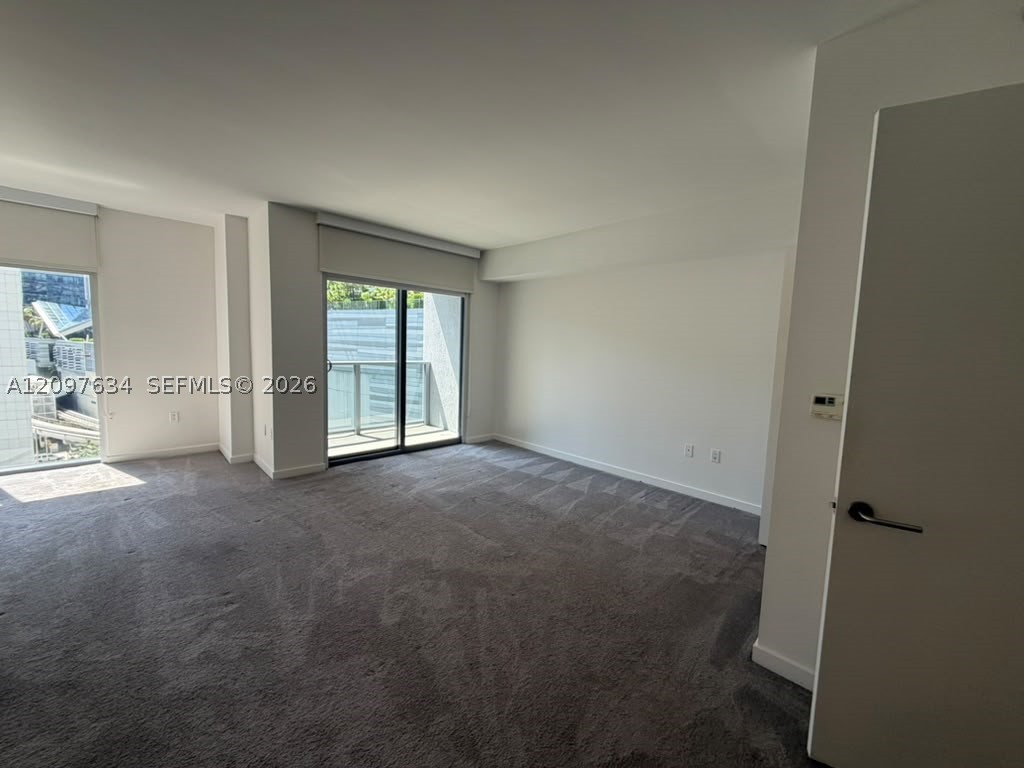 31 SE 6th St #1103, Miami FL 33131