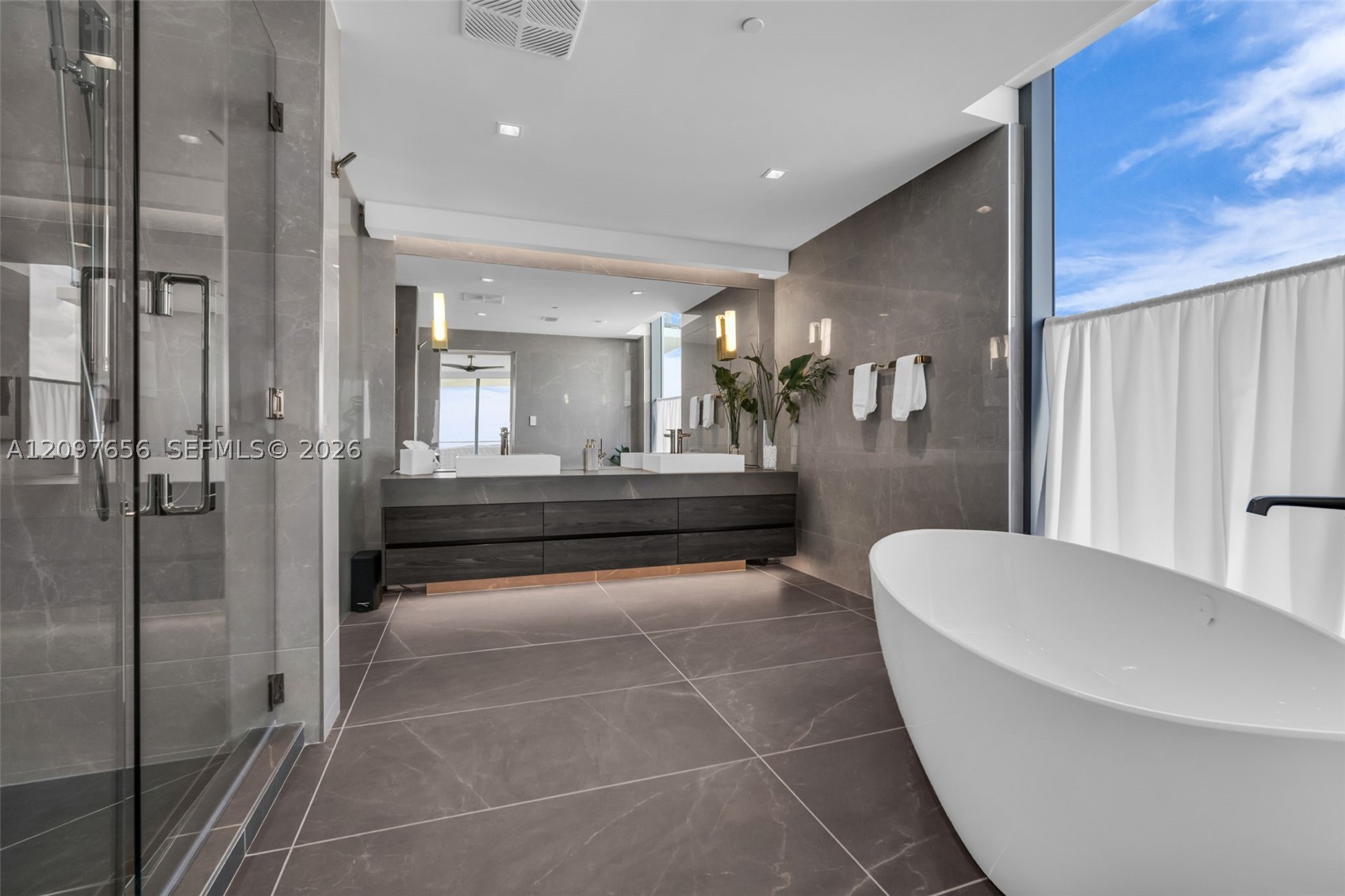 1116 N Ocean Blvd #906, Pompano Beach FL 33062