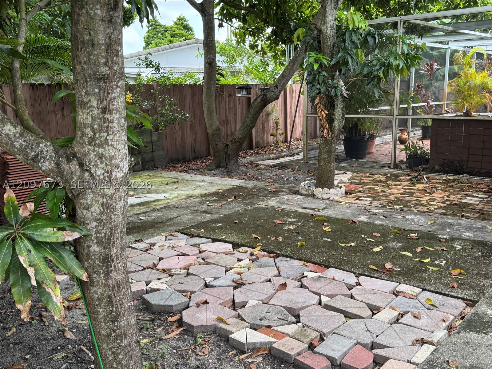 405 SW 106th Ave, Sweetwater FL 33174