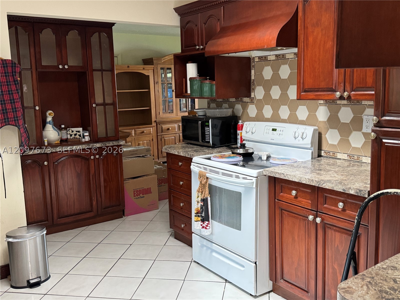 405 SW 106th Ave, Sweetwater FL 33174