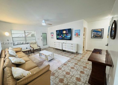 650 Pennsylvania Ave #1, Miami Beach FL 33139