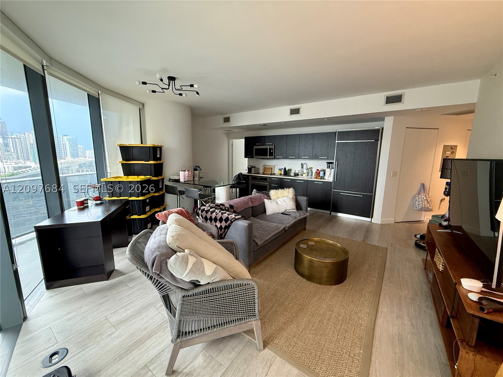 45 SW 9th St #2308, Miami FL 33130