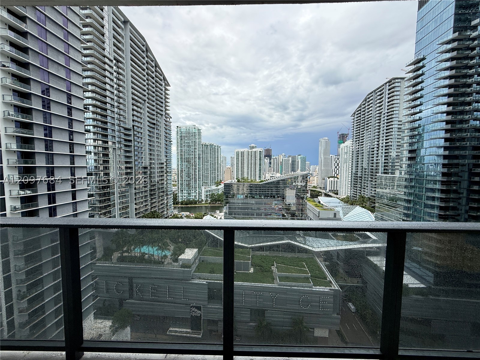 45 SW 9th St #2308, Miami FL 33130