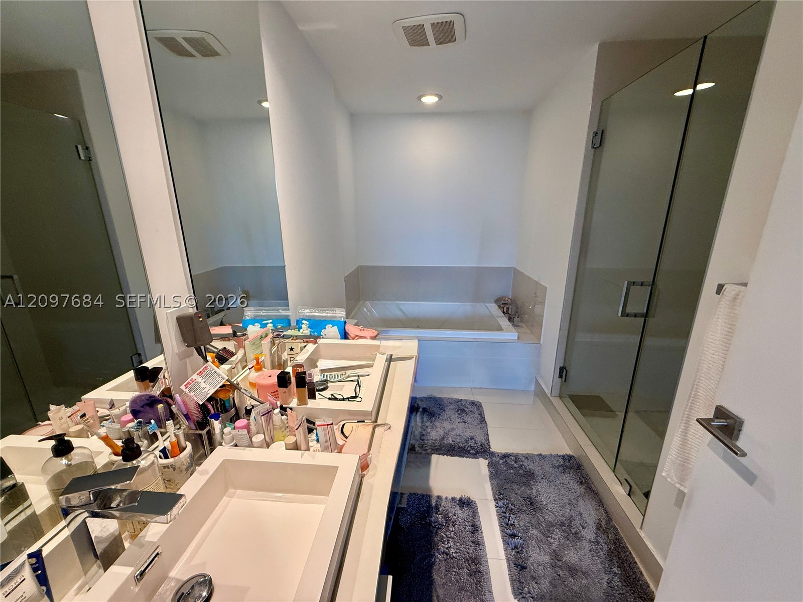 45 SW 9th St #2308, Miami FL 33130