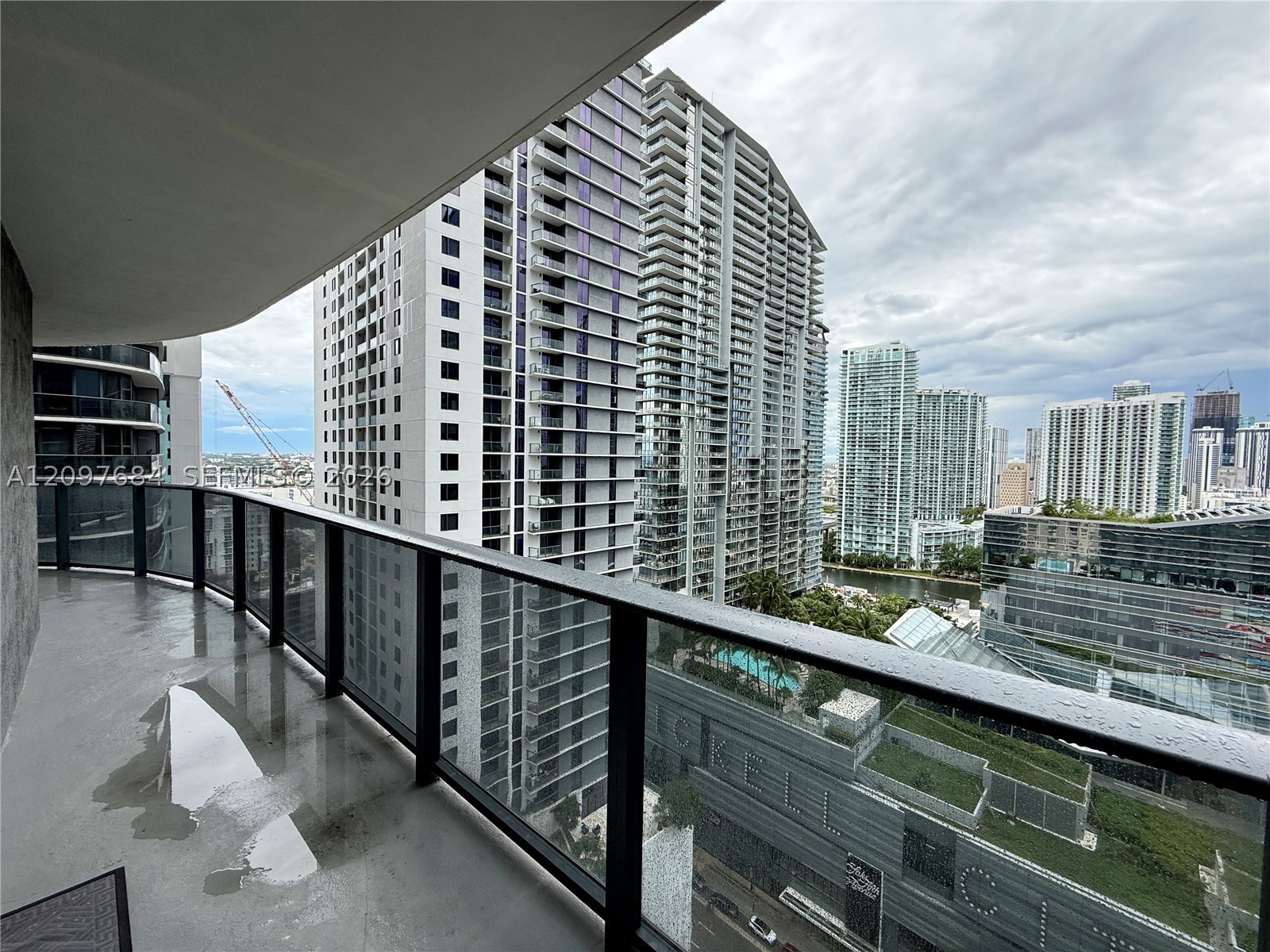 45 SW 9th St #2308, Miami FL 33130
