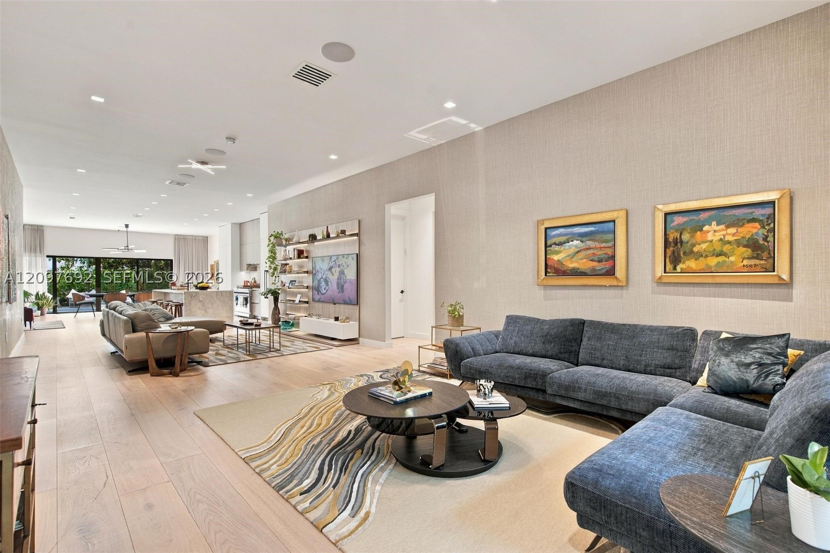 600 W 51st St, Miami Beach FL 33140