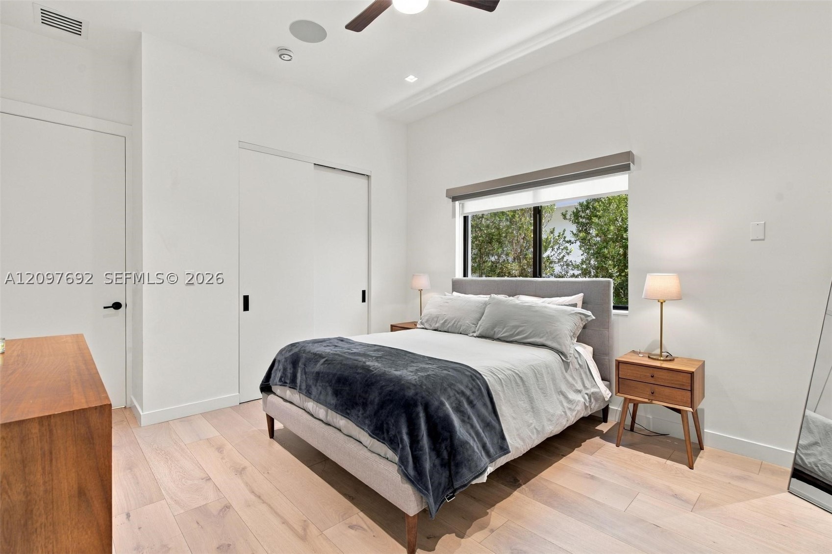 600 W 51st St, Miami Beach FL 33140