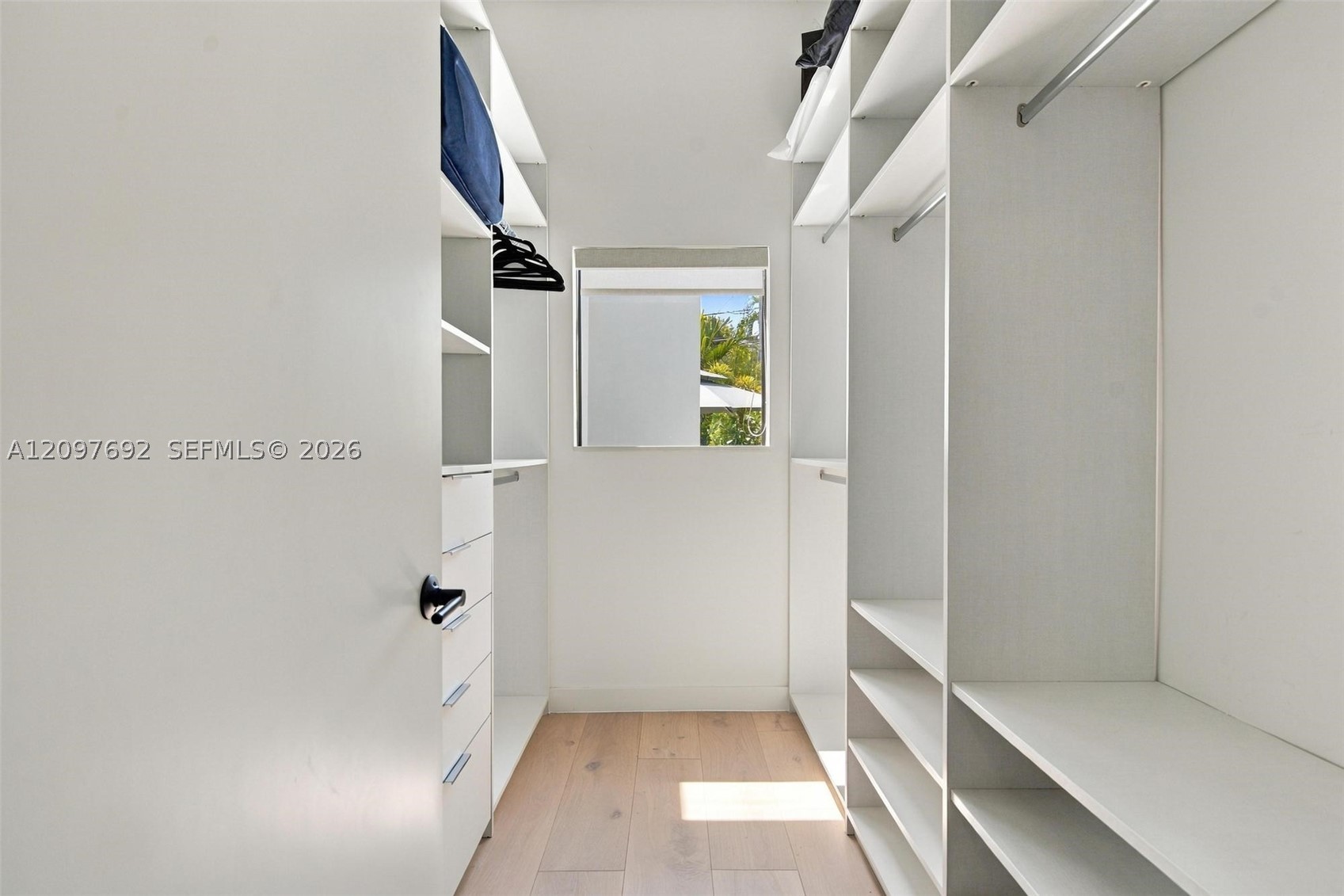 600 W 51st St, Miami Beach FL 33140