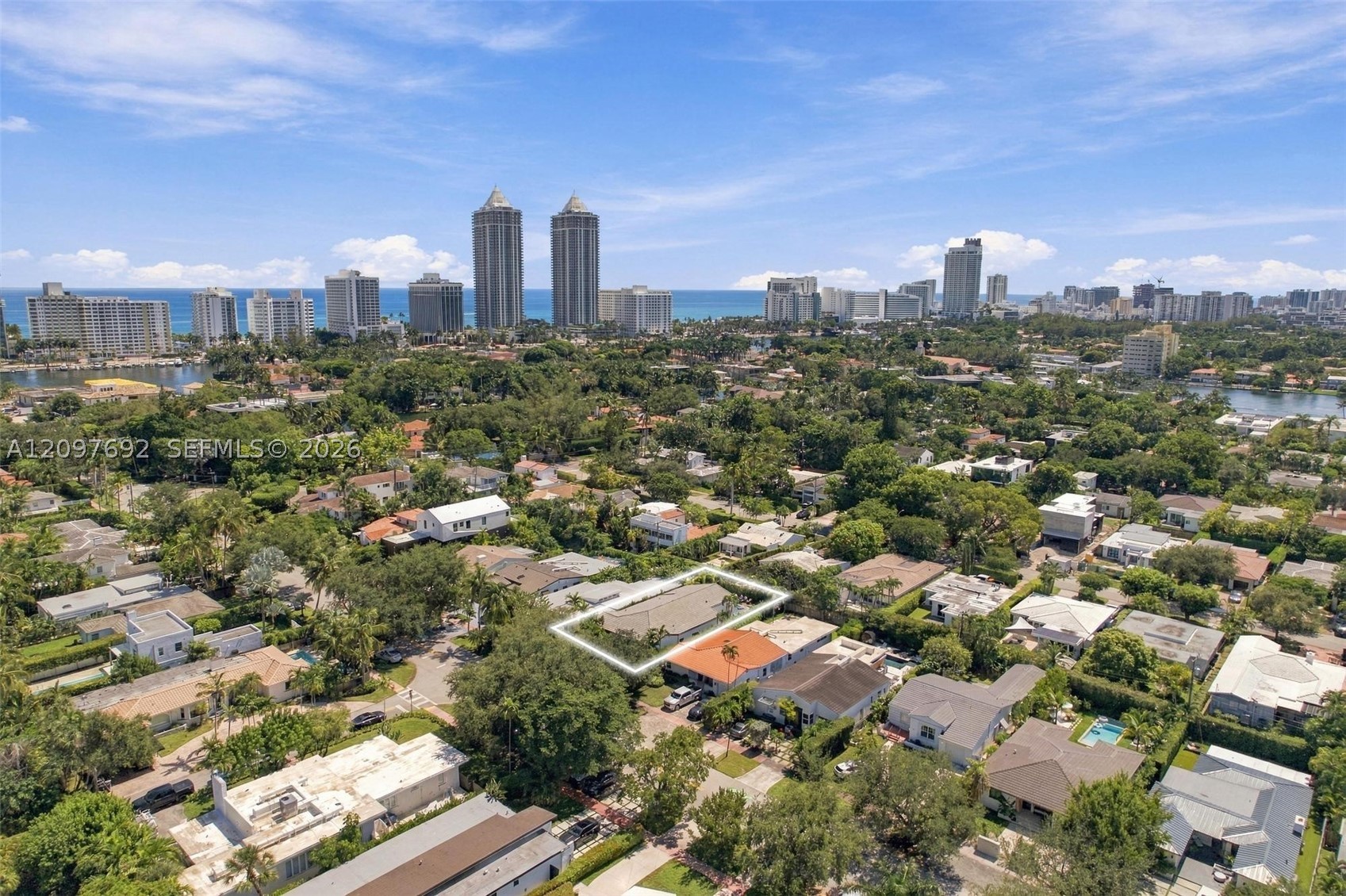 600 W 51st St, Miami Beach FL 33140