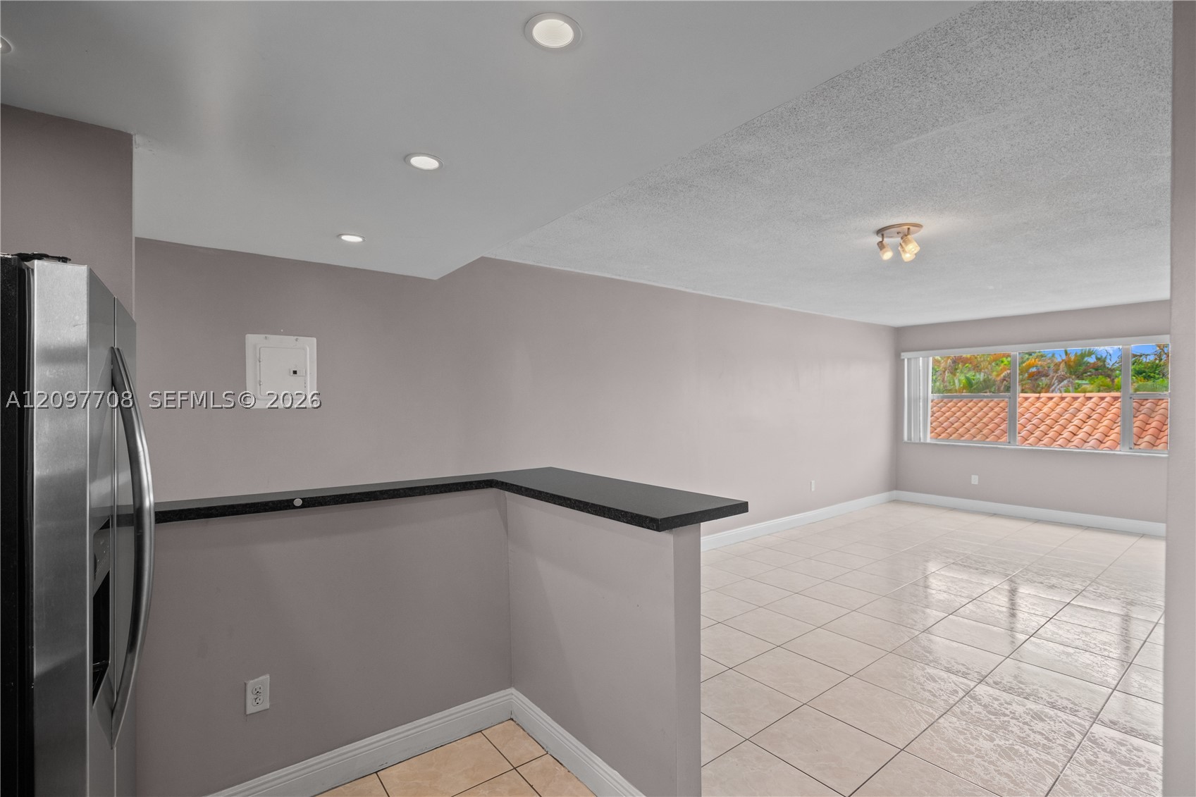 2150 Bay Dr #6, Miami Beach FL 33141