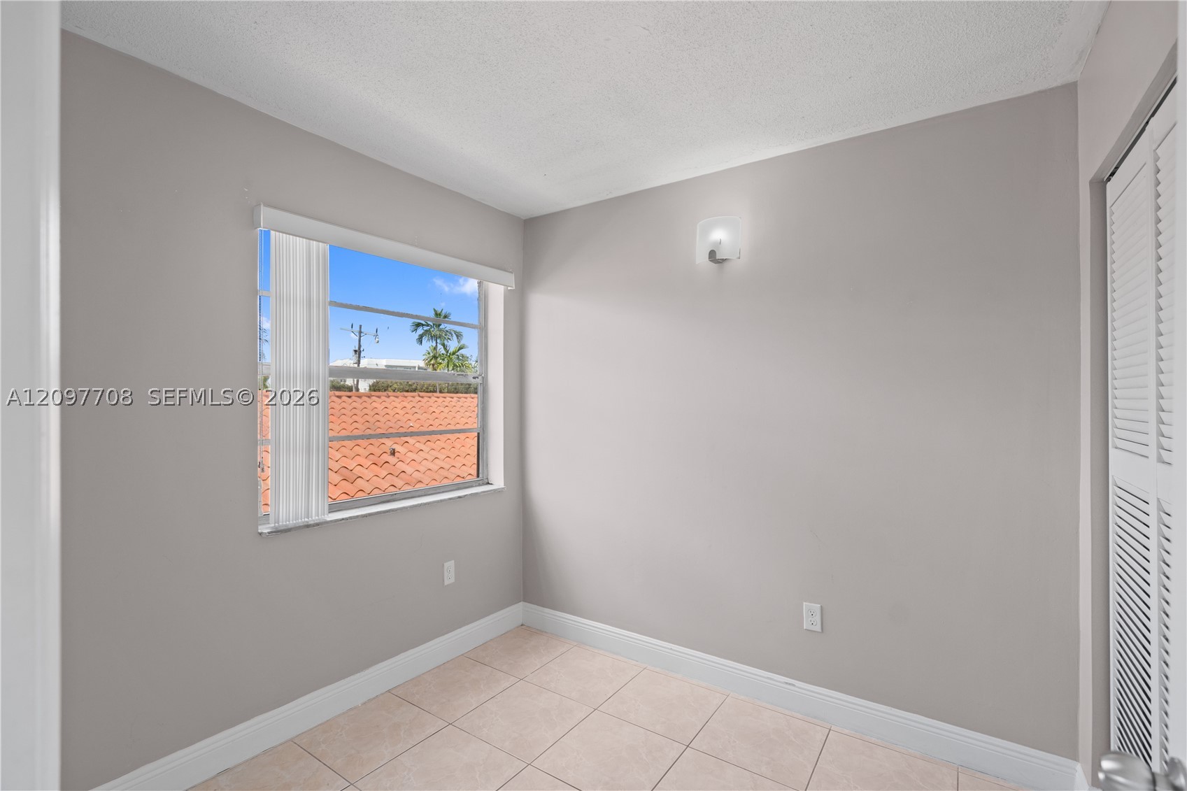 2150 Bay Dr #6, Miami Beach FL 33141