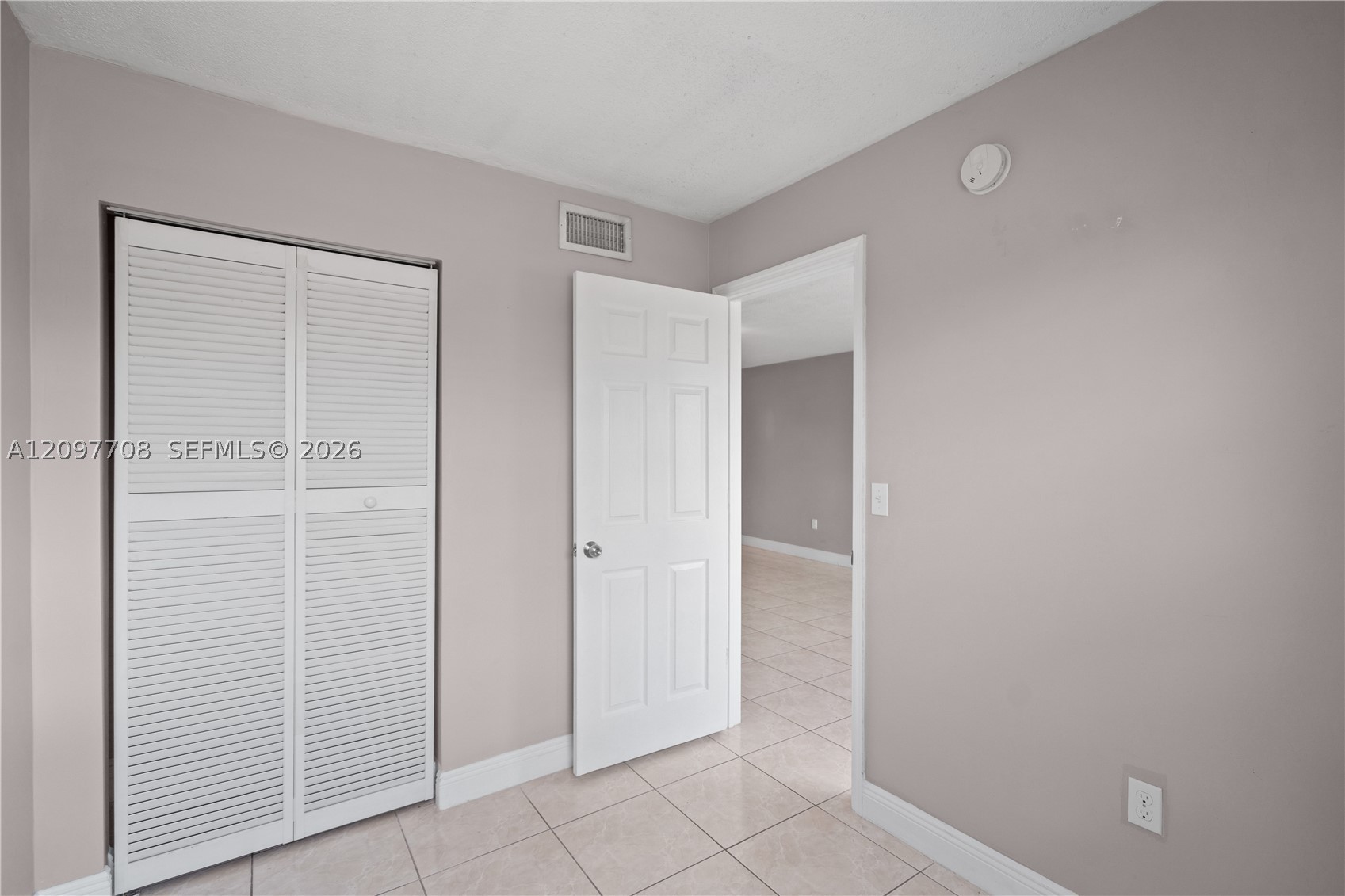 2150 Bay Dr #6, Miami Beach FL 33141