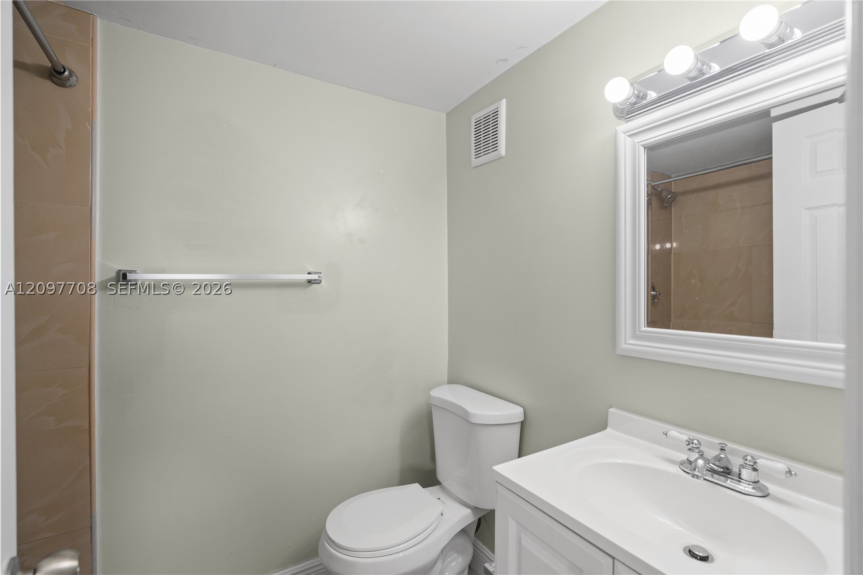 2150 Bay Dr #6, Miami Beach FL 33141