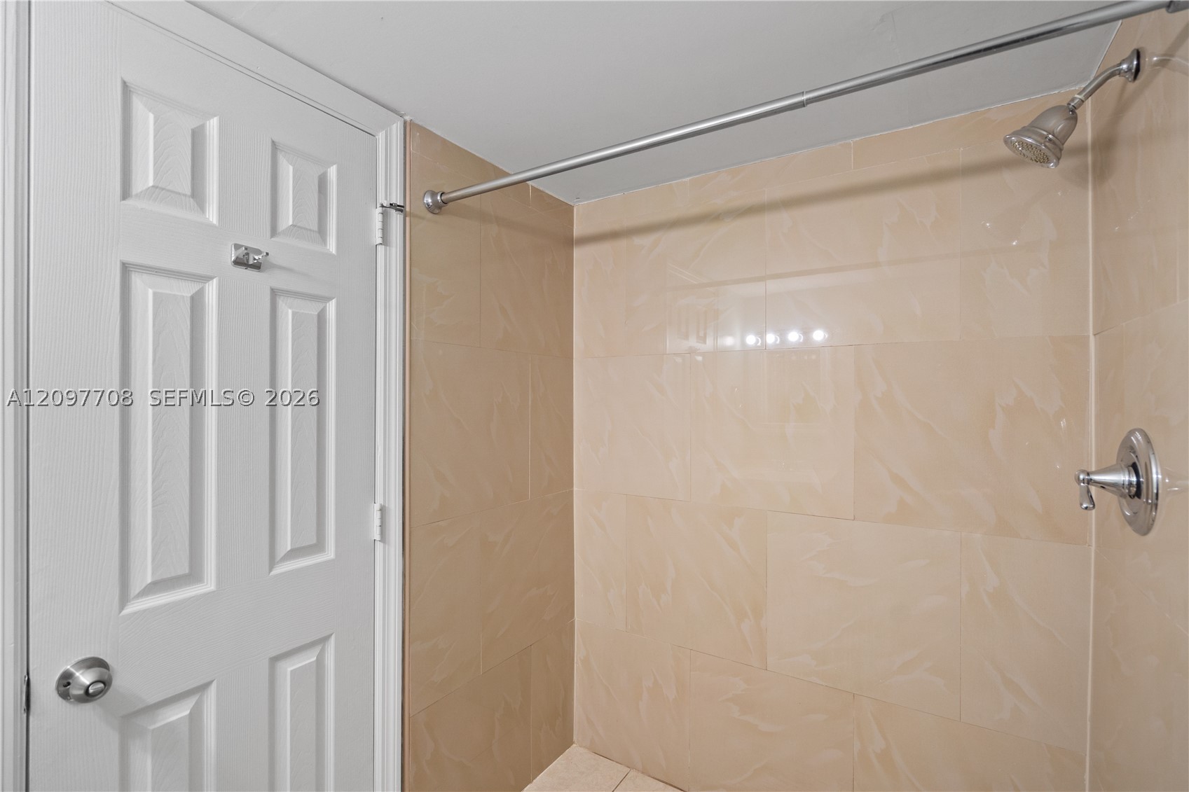 2150 Bay Dr #6, Miami Beach FL 33141