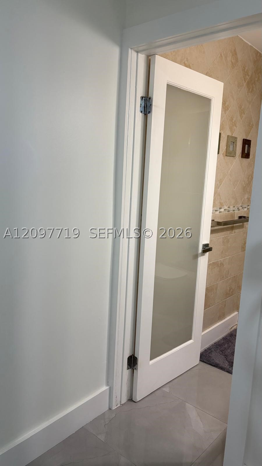 10450 SW 42nd Ter, Miami FL 33165