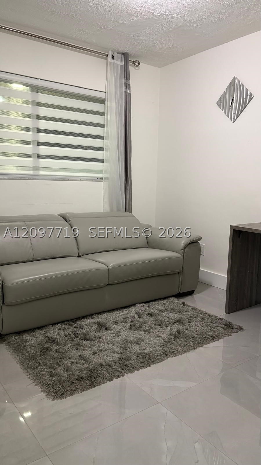 10450 SW 42nd Ter, Miami FL 33165
