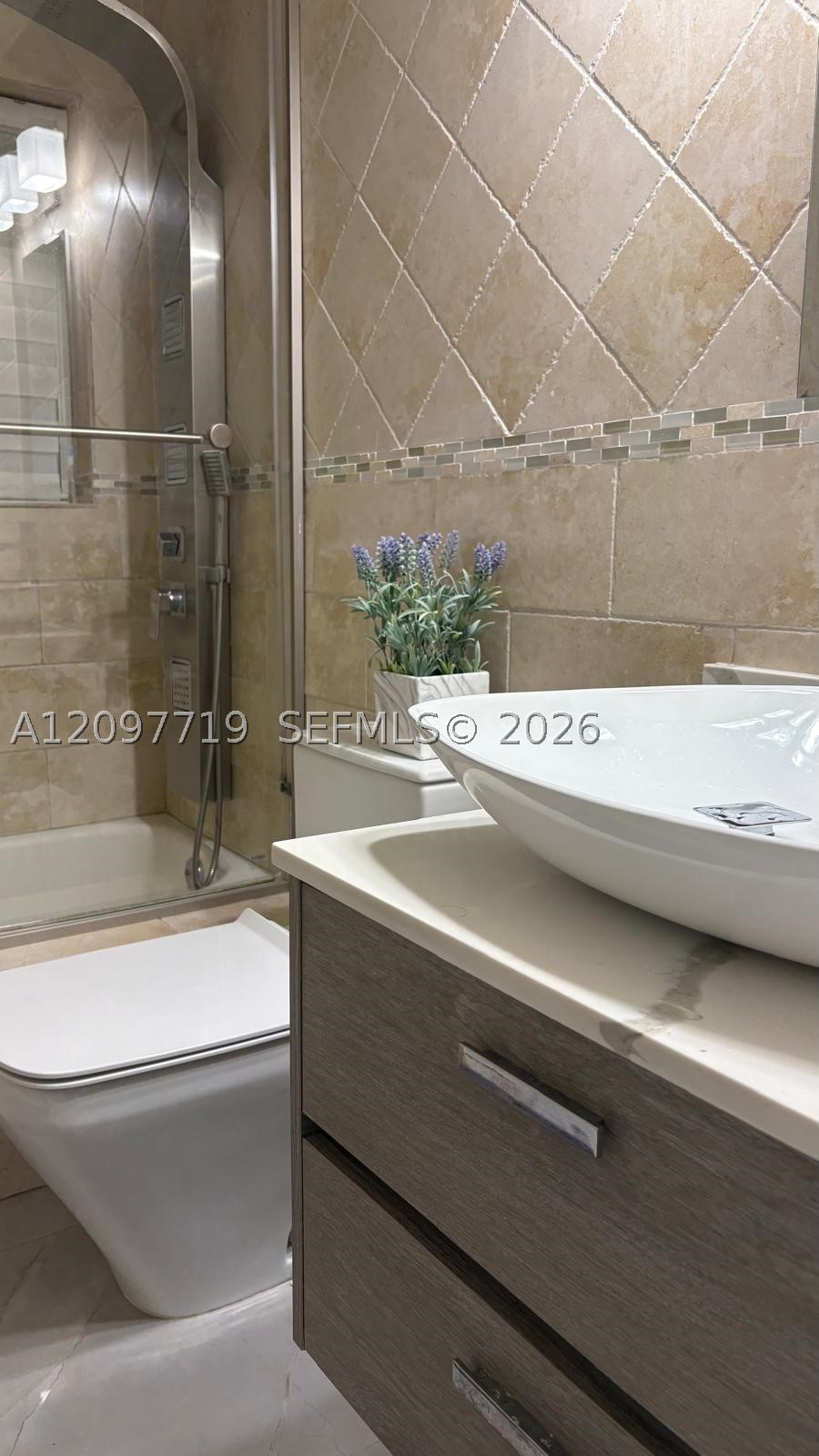 10450 SW 42nd Ter, Miami FL 33165