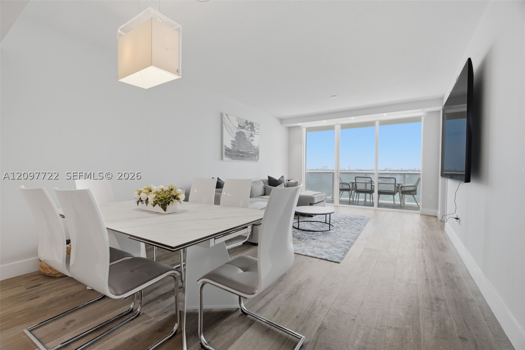 600 NE 27th St #1204, Miami FL 33137