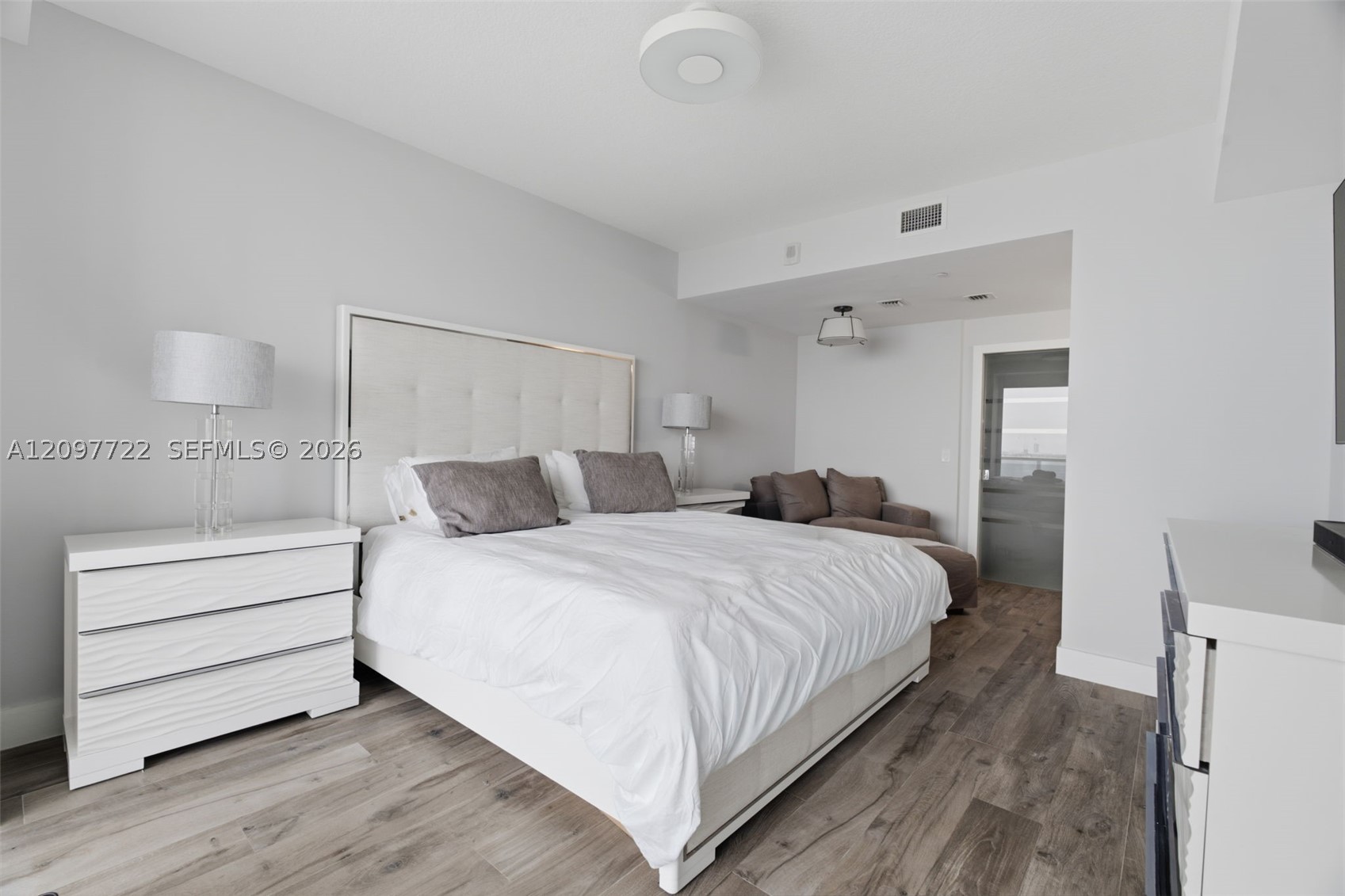 600 NE 27th St #1204, Miami FL 33137