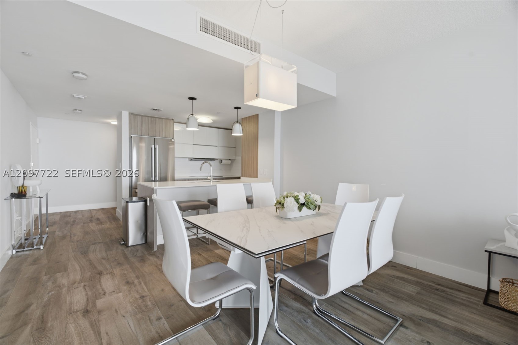 600 NE 27th St #1204, Miami FL 33137