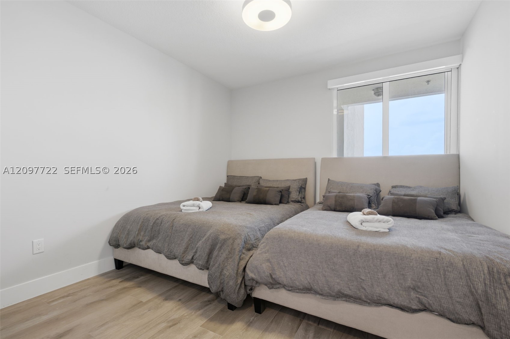 600 NE 27th St #1204, Miami FL 33137