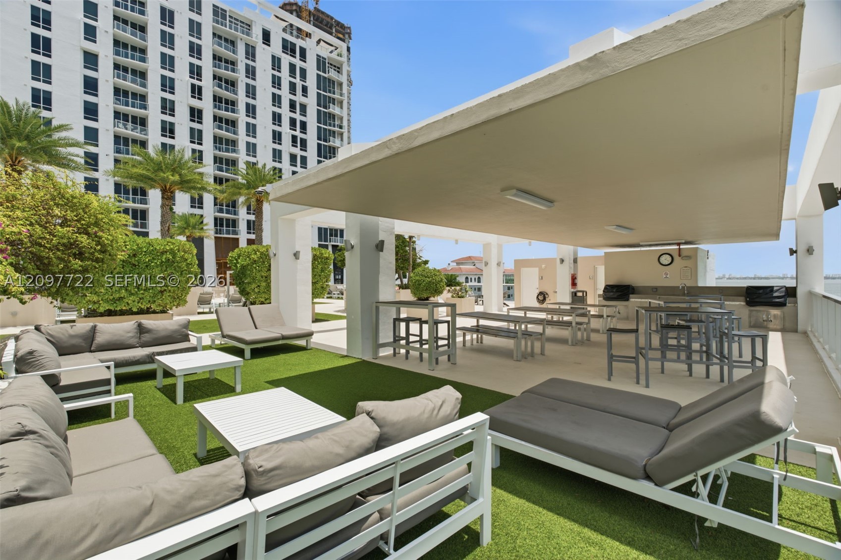 600 NE 27th St #1204, Miami FL 33137
