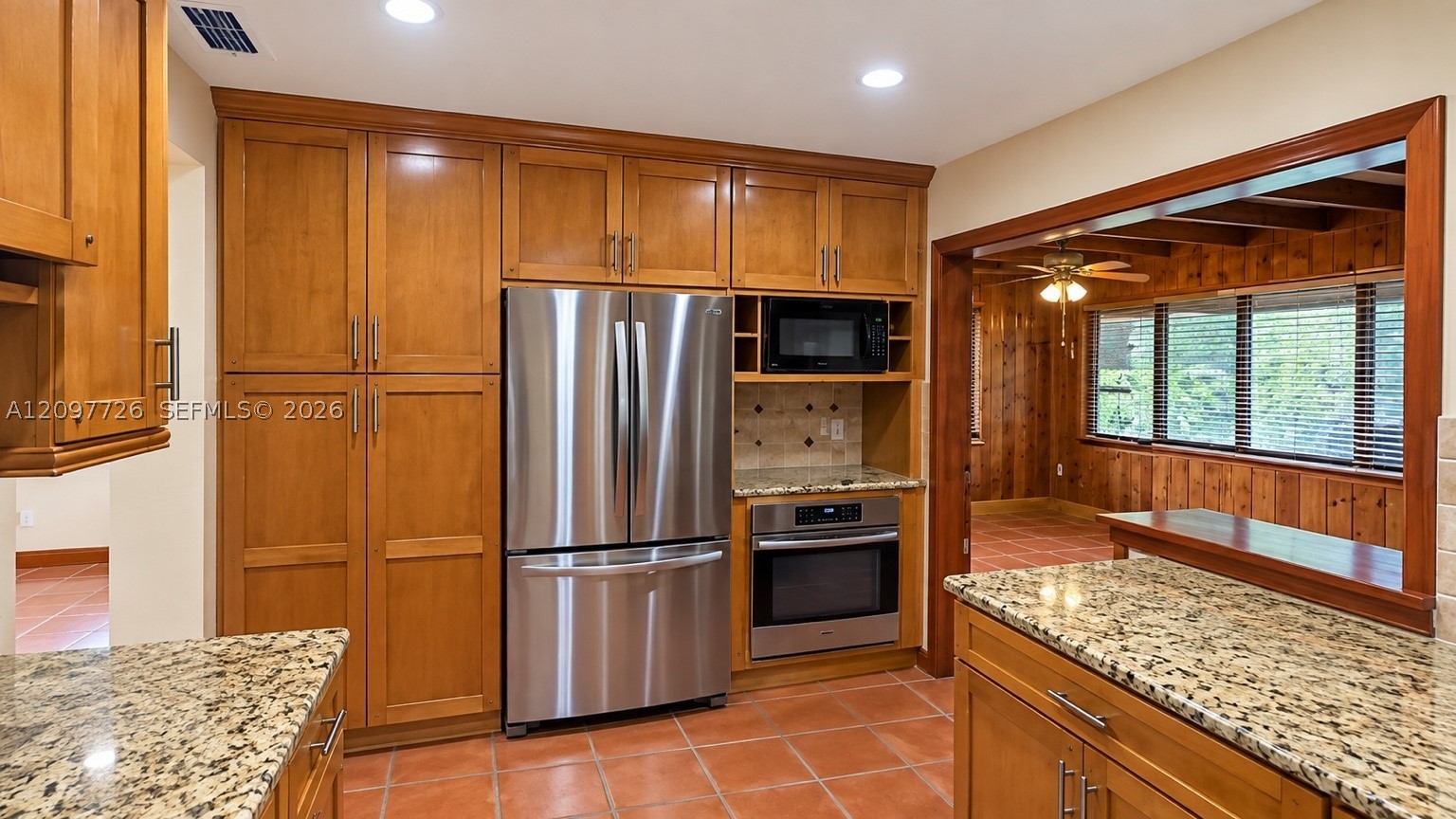 333 Whitethorn Dr, Miami Springs FL 33166