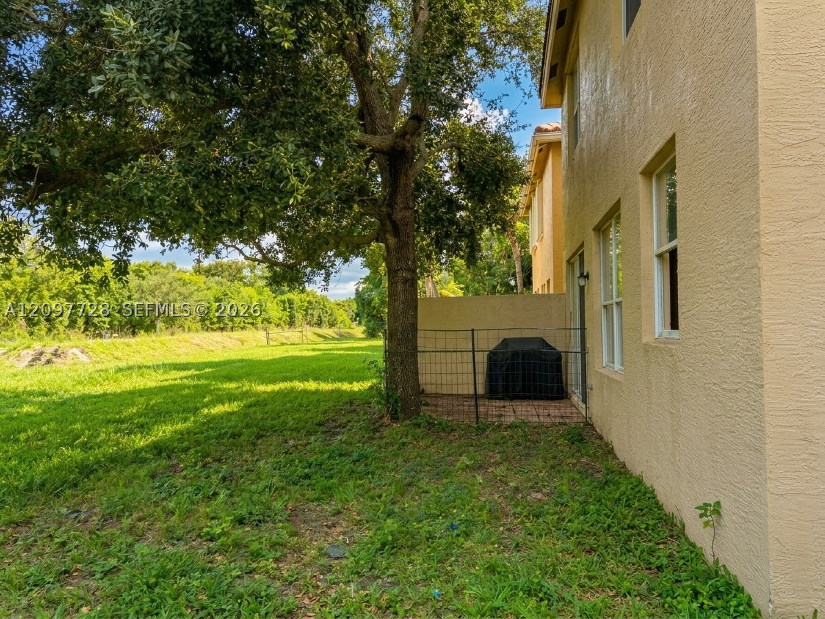 5402 W Queenship Ct, Green Acres FL 33463