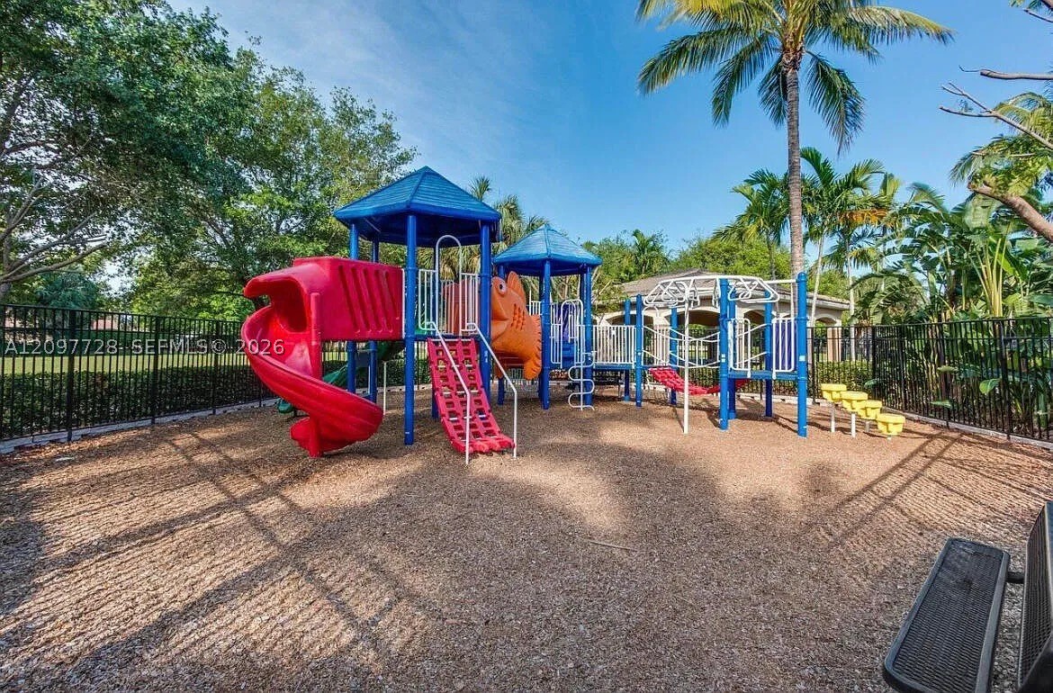5402 W Queenship Ct, Green Acres FL 33463