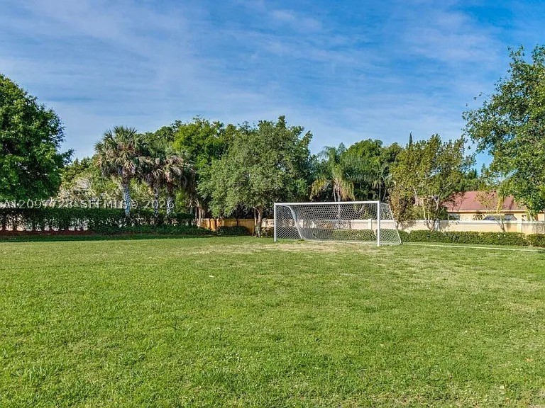 5402 W Queenship Ct, Green Acres FL 33463