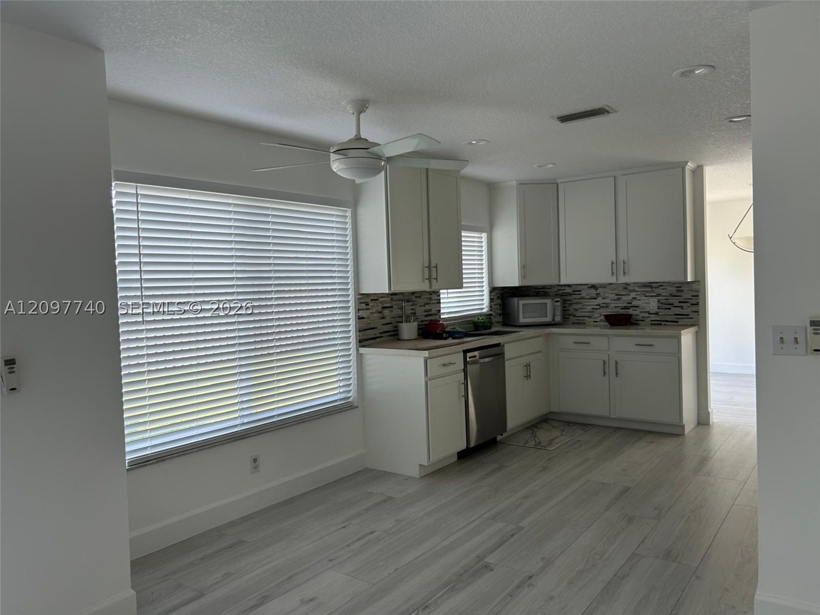 3260 NW 122nd Ave, Sunrise FL 33323
